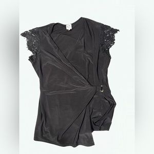 EUC Anne Klein Lace Cap Sleeve Faux Wrap Top BOGO-READ DESCRIPTION